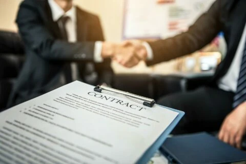 Qatar – Gulf Crisis : Contracts